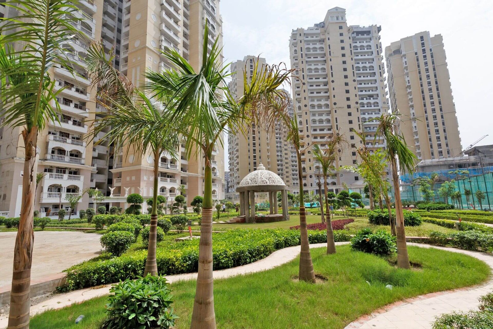 Top 5 Ready To Move Apartment Societies Of Greater Noida West-Noida Extension